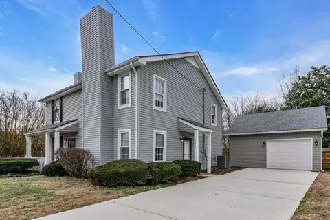 2414 Fairbrook Dr, Nashville, TN 37214