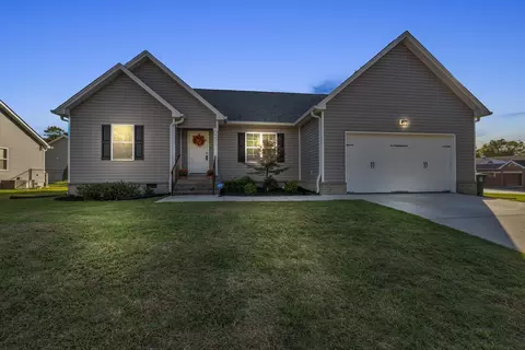 4432 Oakwood Dr, Chattanooga, TN 37416