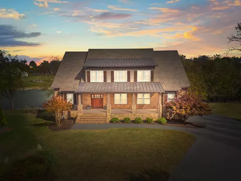 1002 Diamond Pt, Gallatin, TN 37066