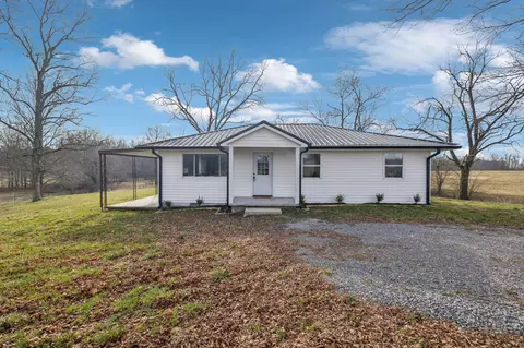 801 Toy Denny Rd, Bradyville, TN 37026