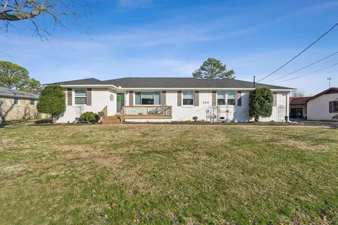 409 Colgate Ave, Lebanon, TN 37087
