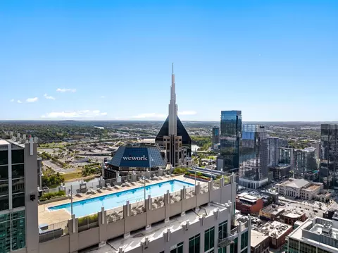 415 Church St #2412, Nashville, TN 37219