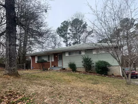 1127 Clermont Dr, Chattanooga, TN 37415