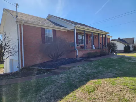 1323 Chippendale Cir, Columbia, TN 38401