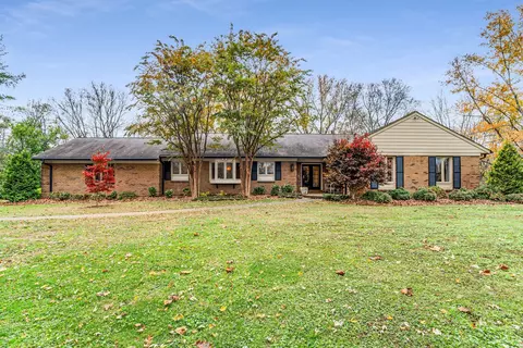 120 Trace End Dr, Franklin, TN 37069