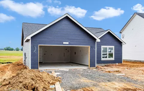 1006 Cherry Acres Dr, Clarksville, TN 37042