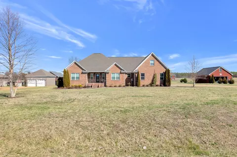 420 New Horizon Cir, Ethridge, TN 38456