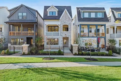 504 Edwin St #2, Nashville, TN 37207