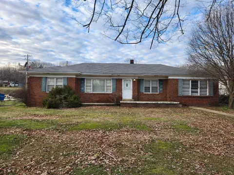 729 Highway 99, Waynesboro, TN 38485