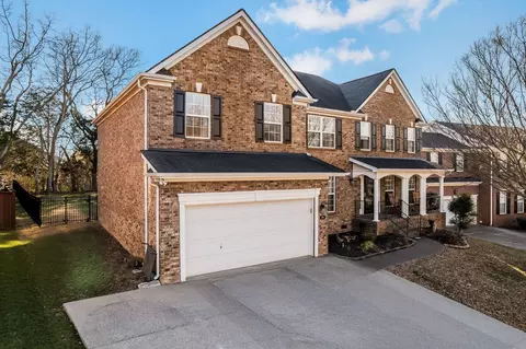 406 Laurel Hills Dr, Mount Juliet, TN 37122