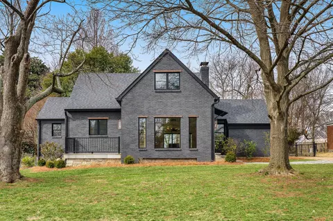 542 Skyview Dr, Nashville, TN 37206