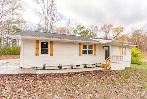 3917 Umbarger Ln, Signal Mountain, TN 37377