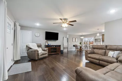 Other - 217 Mclemore St, Dickson, TN 37055 photo 2 of 21