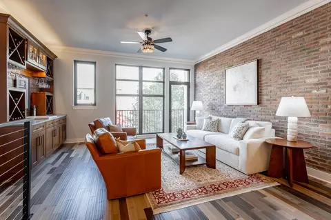 129 Walnut St #139, Chattanooga, TN 37403