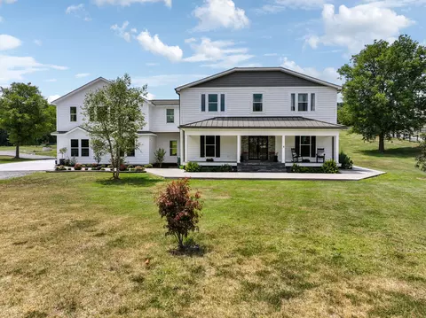 7609 Nolensville Rd, Nolensville, TN 37135