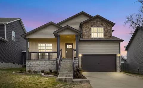 1197 Belvoir Ln, Clarksville, TN 37040