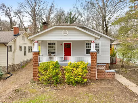 1102 Dartmouth St, Chattanooga, TN 37405