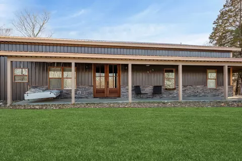 Exterior - 603 Eno Rd, Dickson, TN 37055 photo 10 of 12