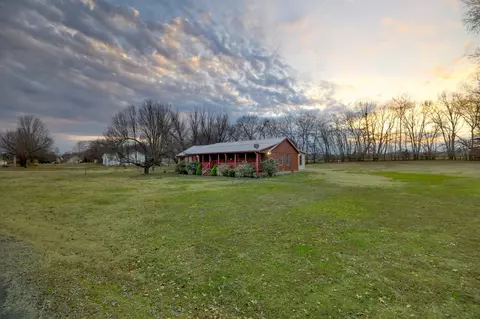 2415 Patrick St, Lebanon, TN 37087
