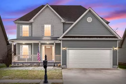 734 Sleek Fox Dr, Clarksville, TN 37040
