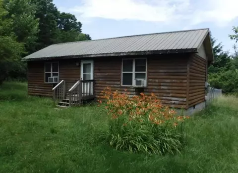 579 Miller Rd, Signal Mountain, TN 37377