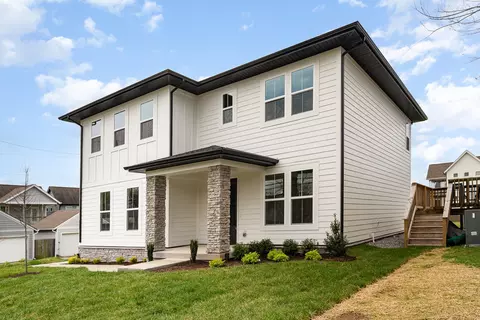 907 52nd Ave N, Nashville, TN 37209