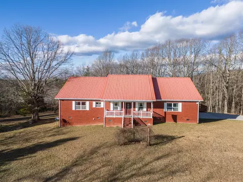 335 Milo Hale Rd, Pikeville, TN 37367