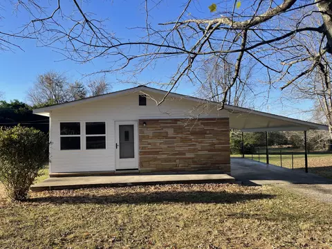 419 Dooley St, Crossville, TN 38555