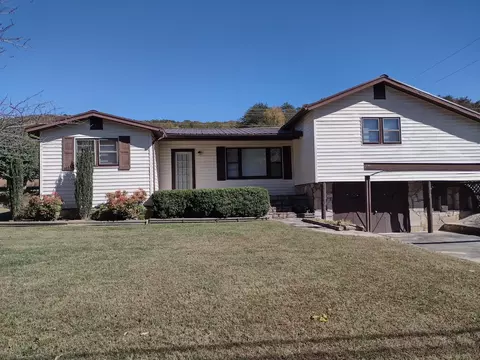 10179 Brockdell Rd, Pikeville, TN 37367