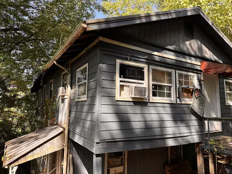 2415 N Crest Rd, Chattanooga, TN 37406