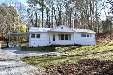 8436 Middle Valley Rd, Hixson, TN 37343