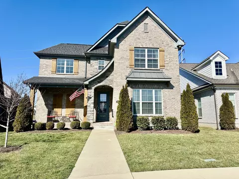 1040 Paddock Park Cir, Gallatin, TN 37066