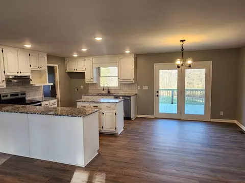Kitchen - 161 Beth Dr, Goodspring, TN 38460 photo 5 of 5