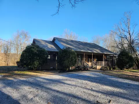 Exterior - 161 Beth Dr, Goodspring, TN 38460 photo 2 of 12
