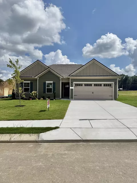 23 Country Cir, Manchester, TN 37355