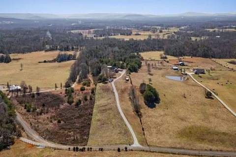 View/Area - 791 Farmer Rd, Quebeck, TN 38579 photo 7 of 10