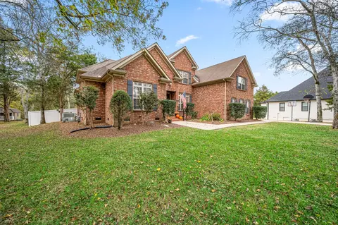357 Creekview Dr, Murfreesboro, TN 37128 photo 4