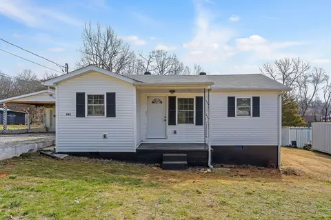 240 Orchard Ln, Mcminnville, TN 37110