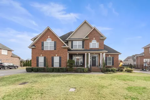 3227 Genoa Dr, Murfreesboro, TN 37128