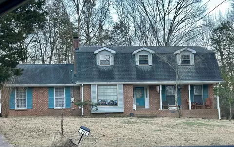 102 William Shy Dr, Hendersonville, TN 37075