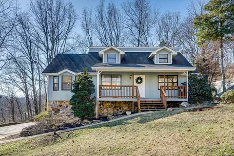 8914 Quail Run Dr, Chattanooga, TN 37421