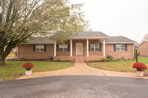 1704 S Cannon Blvd, Shelbyville, TN 37160