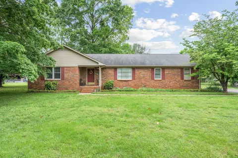 911 Squire Ct, Murfreesboro, TN 37129