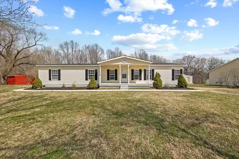 8533 Chaffin Rd, Baxter, TN 38544