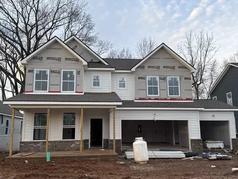 1465 English Oak Dr, Clarksville, TN 37043