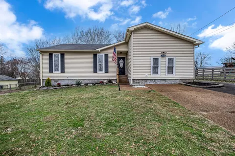 421 Sunset Dr, Mount Juliet, TN 37122