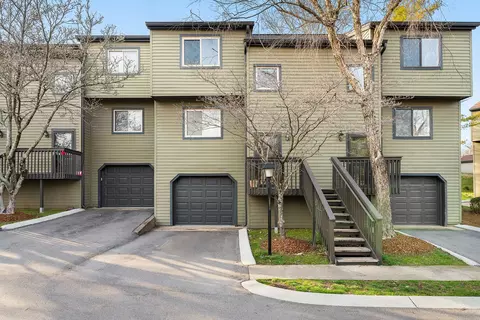 306 Summit Ridge Cir, Nashville, TN 37215
