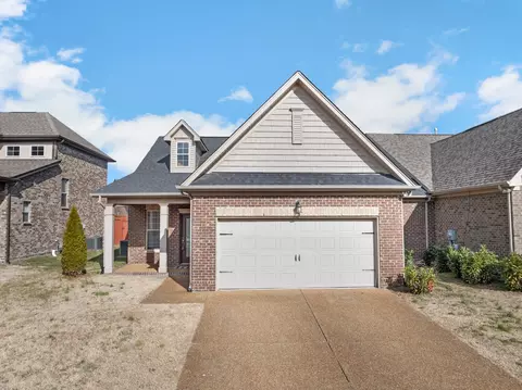 125 Annapolis Bend Cir, Hendersonville, TN 37075