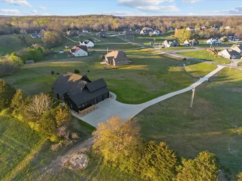 1012 Douglas Ct, Dickson, TN 37055 photo 64