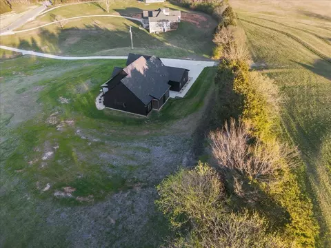 1012 Douglas Ct, Dickson, TN 37055 photo 63
